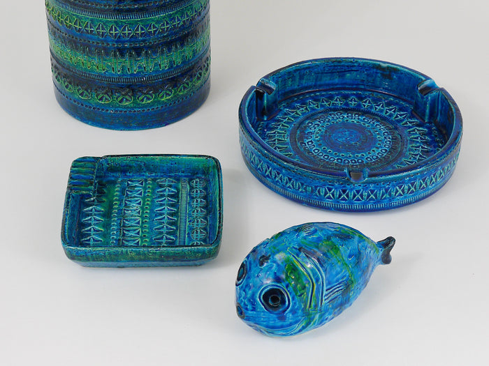 Aldo Londi Bitossi sehr großer runder Aschenbecher mit Rimini-Blau-Glasur, Mid-Century, 1950er-Jahre