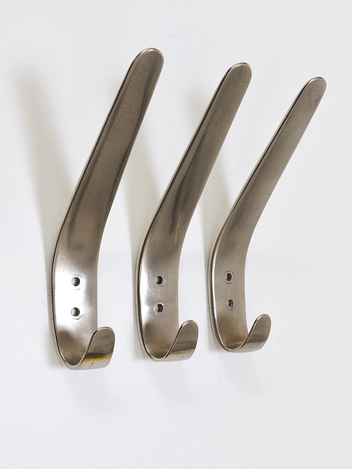 2x Vintage Carl Auböck II Wandhaken aus vernickeltem Messing, Österreich, 1950er-Jahre